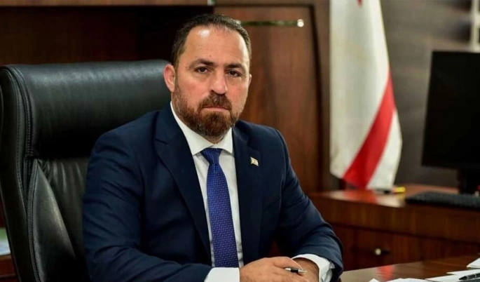 Çavuş, Azerbaycan Cumhuriyet Bayramını kutladı