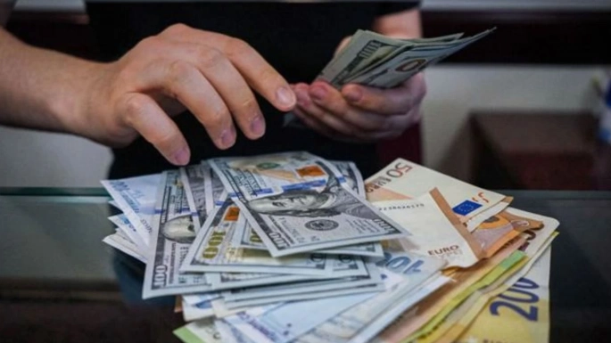 Döviz kurları yeni haftaya yüksek başladı!