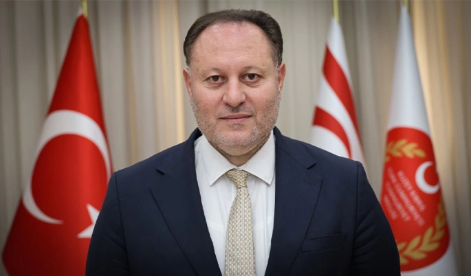 Öztürkler, Dr. Fazıl Küçük′ün 41'inci ölüm yıl dönümü nedeniyle mesaj yayımladı